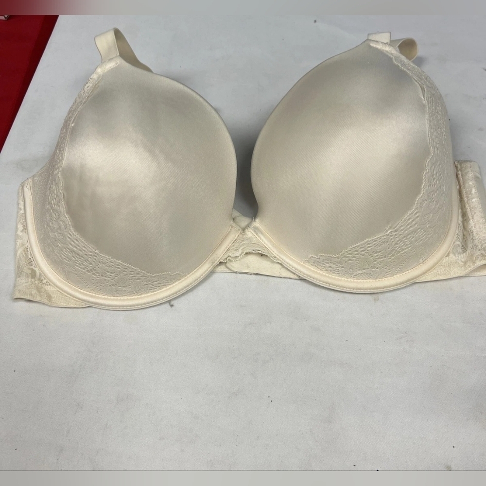 Elegant Cream Lace Bra Ambrielle 40DD